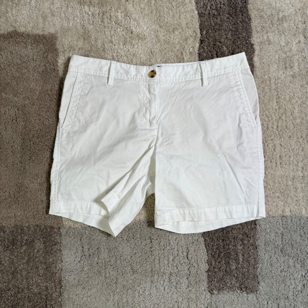 Talbots Relaxed Chino Shorts Womens 4P White Cotton Stretch 6 Inch Inseam 4